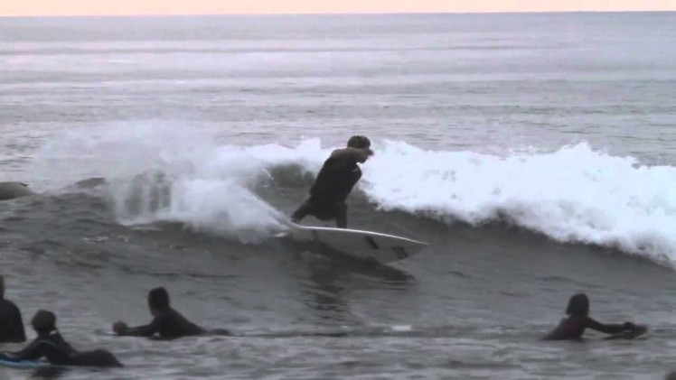 Kolohe Andino 小波ビーチブレーク