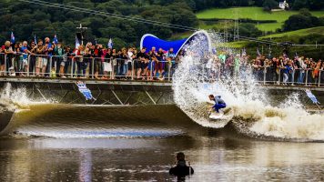 Red Bull ウェーブプール プロコンテスト