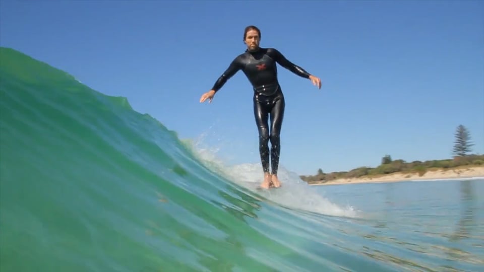 小波でも最高に楽しいロングボード Pendulum Swing サーフィン動画